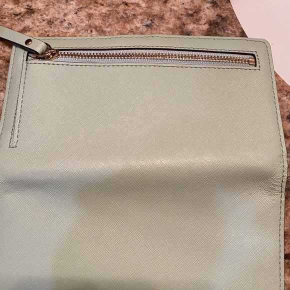 Kate Spade wallet - Picture 2 of 4